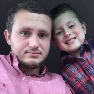 Meet your Posher, Lee